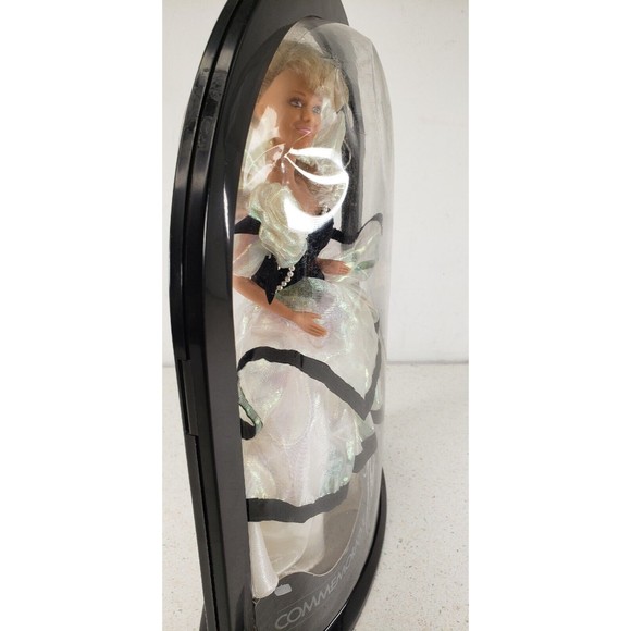 Vanna White Commemorative Limited Edition Doll SHIMMER DRESS  #BLHSN96/005 - Picture 11 of 16